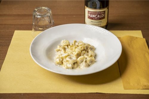 cappelletti-crema-di-parmigiano